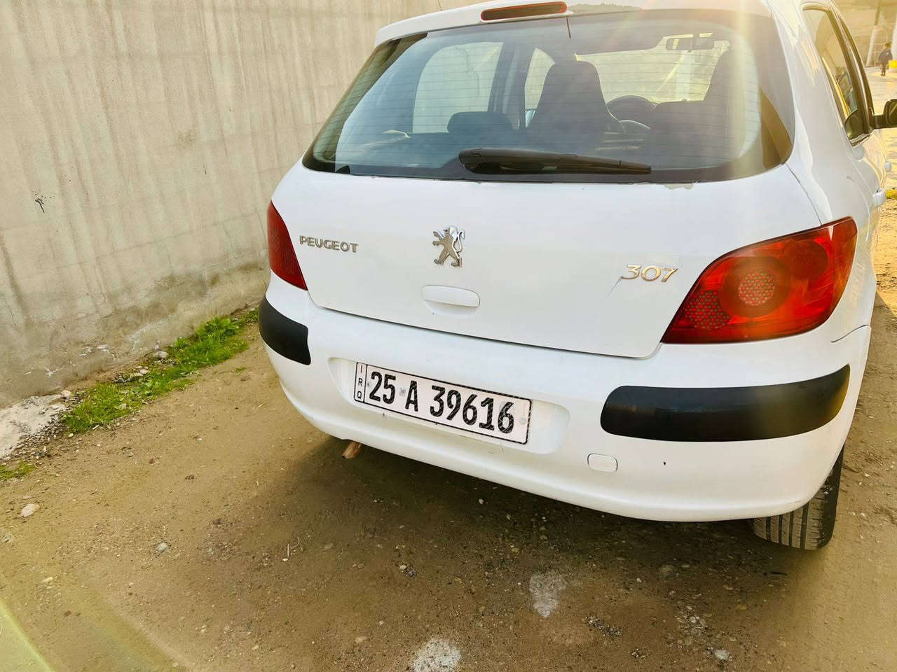 ‏السلام عليكم
‏بيجو 307
‏موديل 2006
‏كير + محرك شرط
‏كهربائيات شرط 
‏بطاقة بانزين 
‏صدر 80٪
‏تخم تايرات 
‏رقم كركوك دولي شرط التحويل 
‏السعر  62 وبيها مجال للطيبين
‏***********
‏
