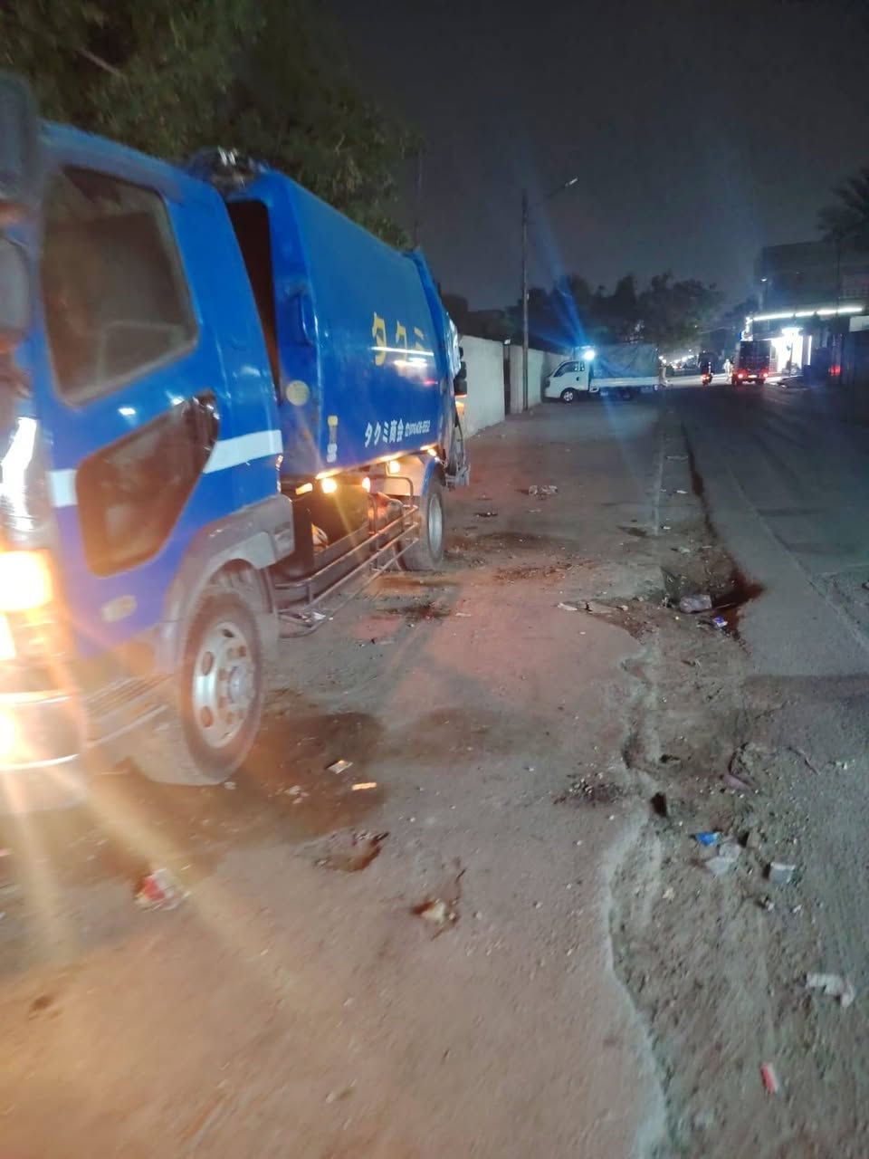 فوصه كابسه دخول جديد ساره جديده سالهه يومين طالعه صدر لاوله سياره جاهزه مرقمه بغداد بسمي رقم ***********
