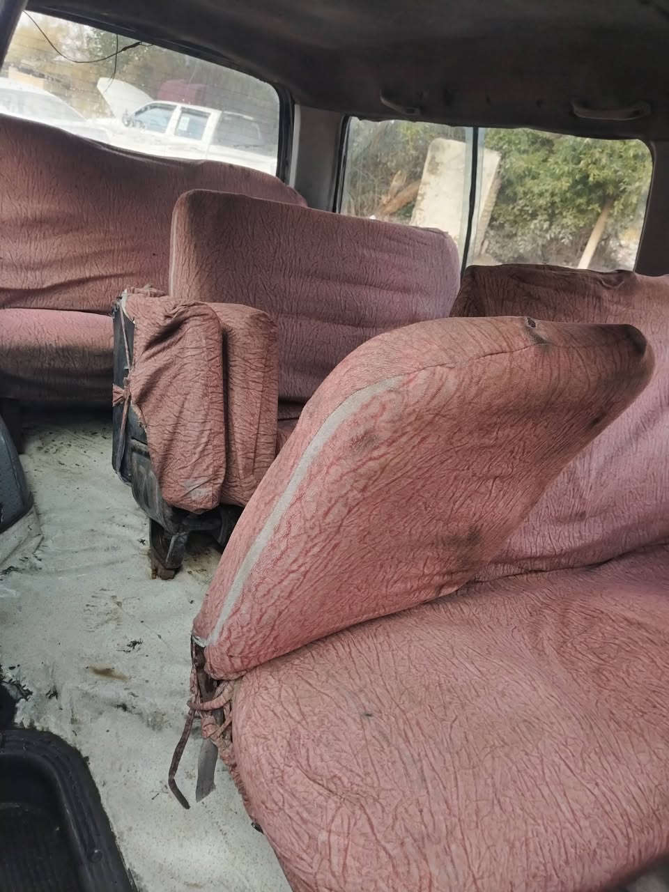 سلام عليكم بريجو للبيع٩٧سياحي  بسمي رقم بغداد كير وكسن ومكينه وعينه وصينيه وباتري وسلف تمام عايزه حداديه وبور فقط سياره خطهه كوفه نجف ما مطلوبه لا مرور ولا هيه مكان سياره نجف سعرهه ٣٨ وبيهه مجال ***********
