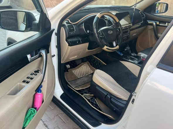 كيا سورنتو موديل 2014 خليجي 7 راكب مكفوله عده البارد الي موضح بالصور رقم واسط انگليزي السنويه لحد 2030 بأسمي والسياره شوفت عينك نظيفه ومتعوب عليها صدرها جديد عليها ادامه دوريه الموصفات نص فول معروفه موصفاتها نضام ايكو اقتصاد بانزين حساسات امامي وخلفي كامره وشاشه عمل بردات خلفيه بلاد تخم تاير كوري اصلي ويل 19
السياره احلى من الصوره الله شاهد مراح تلكا بنظافته ابد
انشاء الله راح تترحملي عليه
مكان سياره بغداد    175 بيه مجال
تواصل *********** واتساب او اتصال
