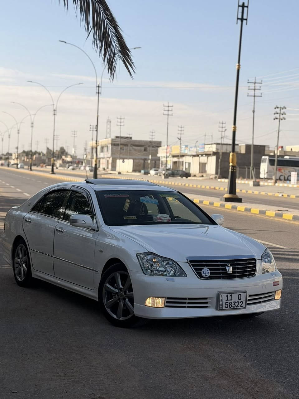 للبيع تويوتا كراون شاهينه 2005.

اللون          ابيض صدفي. 😊.

❗️فقط للذواقه الي يدورون ZERO وكفاله واصولي.

رقم بغداد تسجيل جديد قرار48 شرط المداور ثاني يوم 

سنويه نافذه لغاية 2029 شرط تحويل بأسم المشتري ثاني يوم وشرط مسجله بفترة الشهرين مال التسجيل 

مال القرار48.           

                               (كص قماره. كص قماره. )

كفاله. من ضربه  وكصه ثانيه ونقل جثه ورسميات والأصوليات💯.

المواصفات 👇.

3دكم اصل اصل مو شد.

فتحة سقف سلايت.

مكينتها V6 الحجم 3000 شاصي 80.  

داخل جلد اسود ملكي مطعم بصاج.

تبريد قطعتين امامي خلفي.

5بصمات+بصمة تشغيل.

تخم ويل دنگ نفطي .

كشنات كهرباء.

ستيرن كهرباء.

مري كهرباء شفط+هيتر♨️.

تحكم ستيرن جهتين.

هيتر كشنات.

التحكم بنضام القياده SPORT+عادي

لحيه اماميه 

شاشه كرستال ترحيب.

لايتات زنون بلاد.

بگ لايتات لد ابو عيون.

اشاير مري+اشاير جاملغات كلا بلاد.

اشاير لد بالكامل امامي خلفي.

شباج نيكلي.

لحايه امامي خلفي اصل.

سبايدر جنطه خلفي اصلي.

جامات اربعه اوتو.

سستم لايتات زنون بالكامل.

سستم صوت+دمامات فد شي.

سستم نياكل بيبان بالكامل.

كامره خلفيه دوار اصل.

تخم تاير جديد.

حداديه جديده شرط سفنجه.

كروز تثبيت سرعه.

تحكمات خلفيه كلا شغال.

ABS شغال.

GPS خرائط ملاحه.

TRC مانع انزلاق.

غراض مال جنطه كامله.

والسياره ماعيزه برغي كامله على اخر حبايه.

والسياره بالواقع اجمل من الصور بهواي📷.

العنوان🏡ألنجف الأشرف.

السعر💵.  140.   وبيها مجال قليل جداً جداً.

للأستفسار 📞📲 قابل للتفاوض رجاءً اقره المنشور بالكامل يالا تتصل.

***********.   ليث حازم    وبخدمتكم 

رجاءً اذا ماعجبك السعر او مو شراي اعگب المنشور او تعلق تعليق حلو يدل على اخلاقك الراقيه وكلشي أكو بالسوگ.
