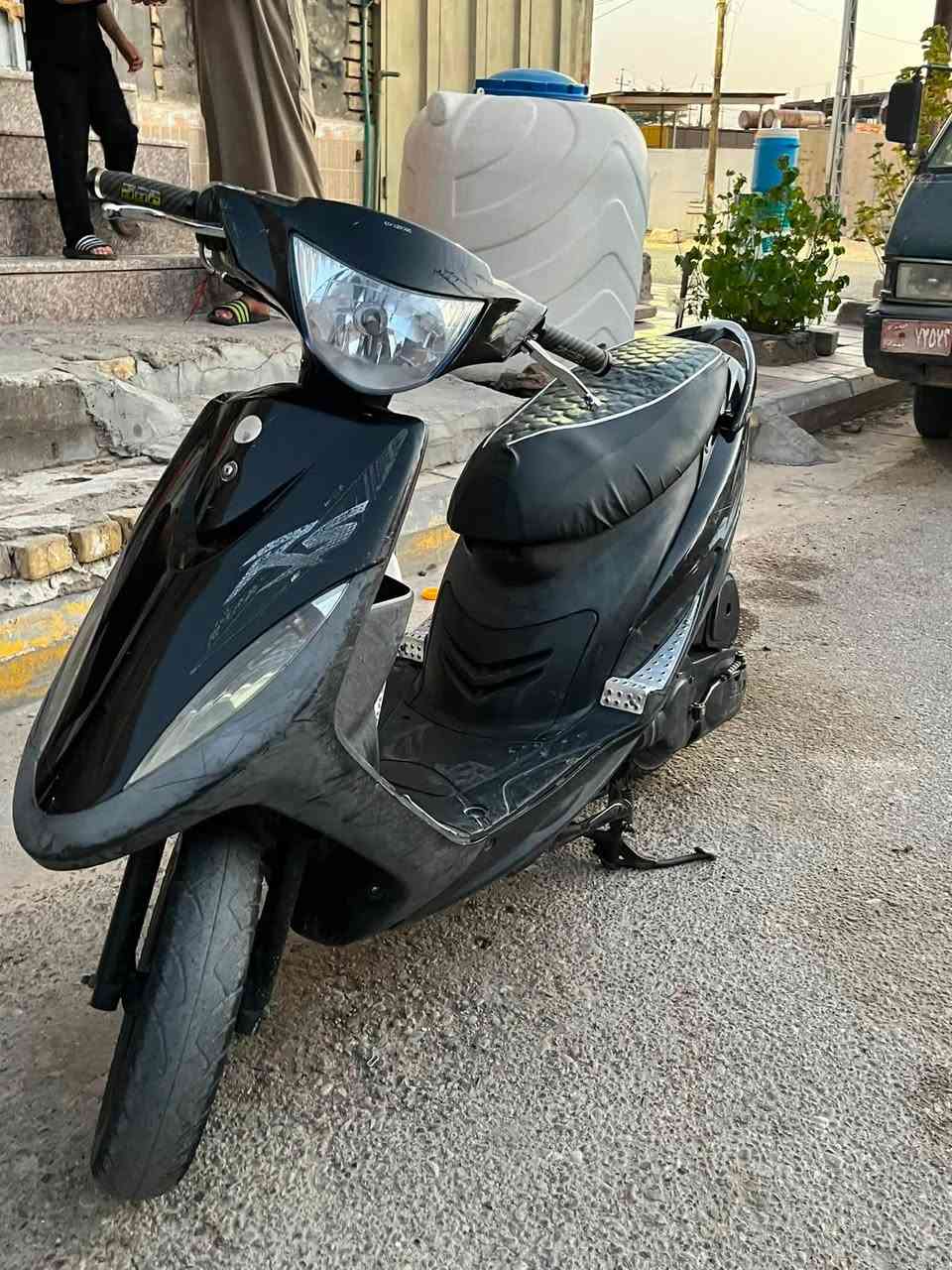 السلام عليكم دراجه ماكس للبيع دراجه نظيفه شلعه ومعدل دراجه بلاديه كله ختم واحد مابيه شي تجاري دراجه مفتوحه فقط ولفات والباقي كله مكفول سعرها 650 وبيها مجال بسيط حك جيه مكاني ناصريه مركز
***********
