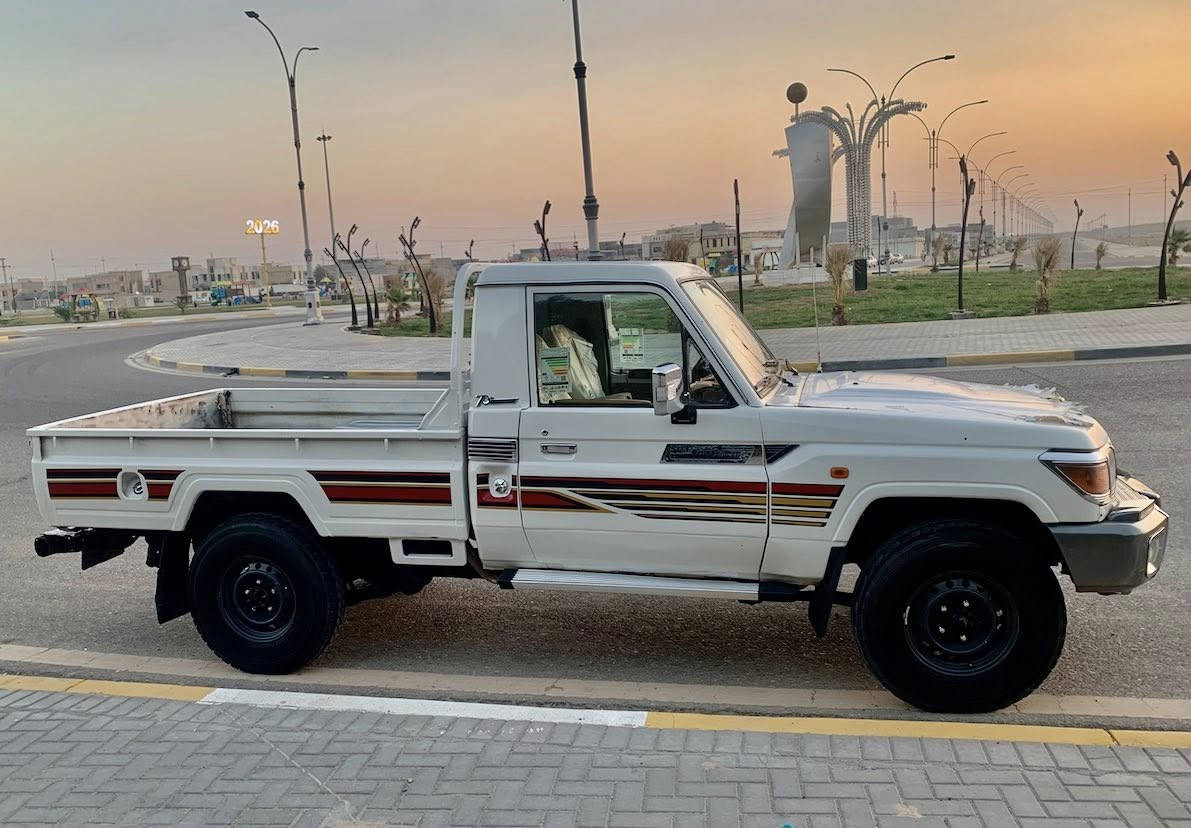 سلام عليكم  صلي على النبي رمضان مبارك 🌙 مبارك عليكم لاندكروزر شاص بريمي 2007 رقم سليمانيه وكاله عامه بسمي مافي نقص 🌹من صدام لصدام سياره جدن 🌹جديده بيه مكانات صبغ جماليه ابيع حزام شرط بدون معجون او كص دبل تانكي بانزين وغازمنضومه شد بلاد  تخم تاير حداديه بشرط محرك كير لوكير بشرط سعر خاص ومناسب لشراي وات ساب *********** تصال ***********
