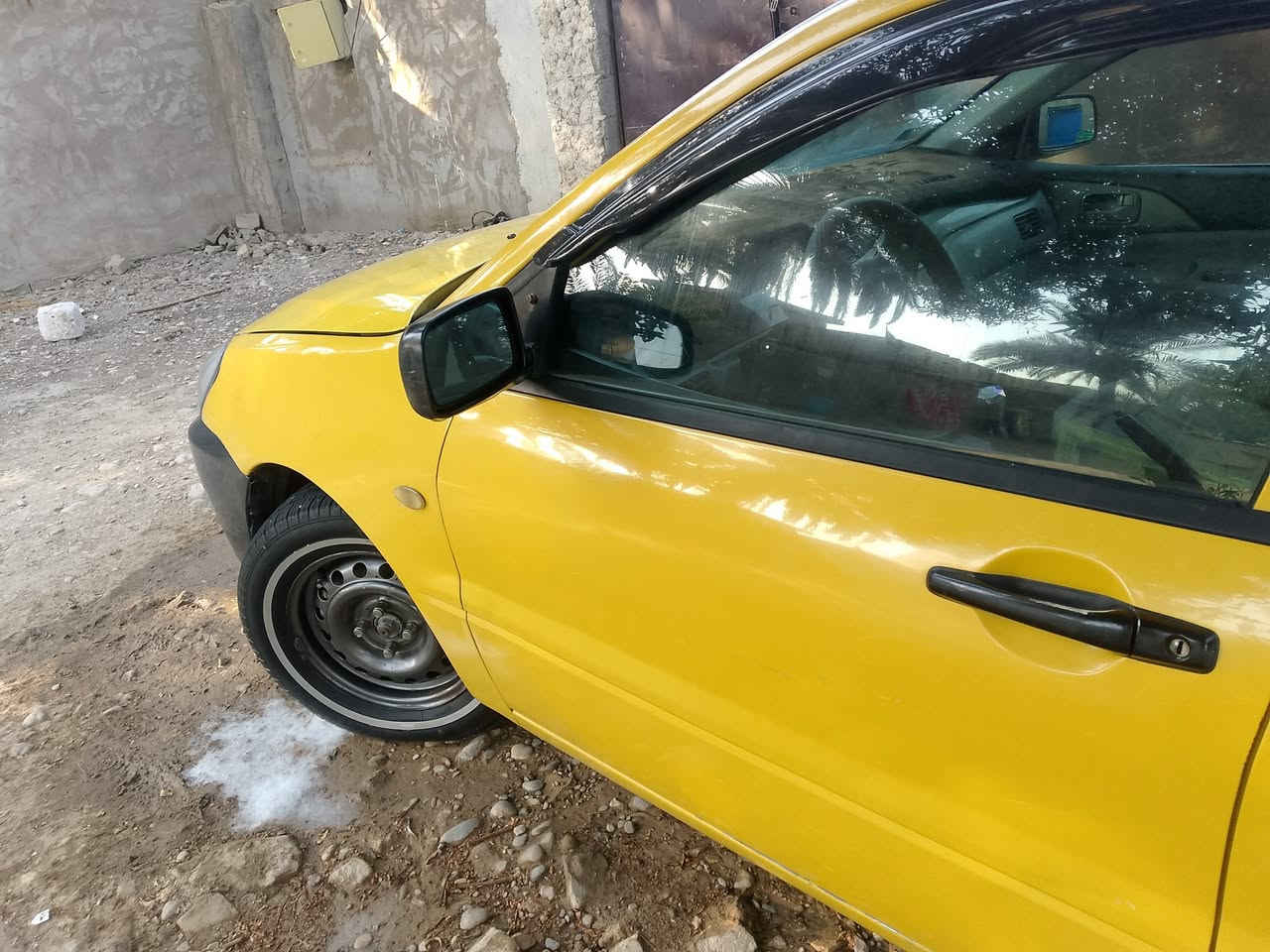 لانسر للبيع موديل 2010 رقم بغداد انكليزي بسمي سنويه وهزه جديده مكينه 2000 مكينه وكير  وتبريد كهربائيات مكفولات تخم تاير شاشه سعره 67 وبيه مجال مكاني بغداد المعامل ***********
