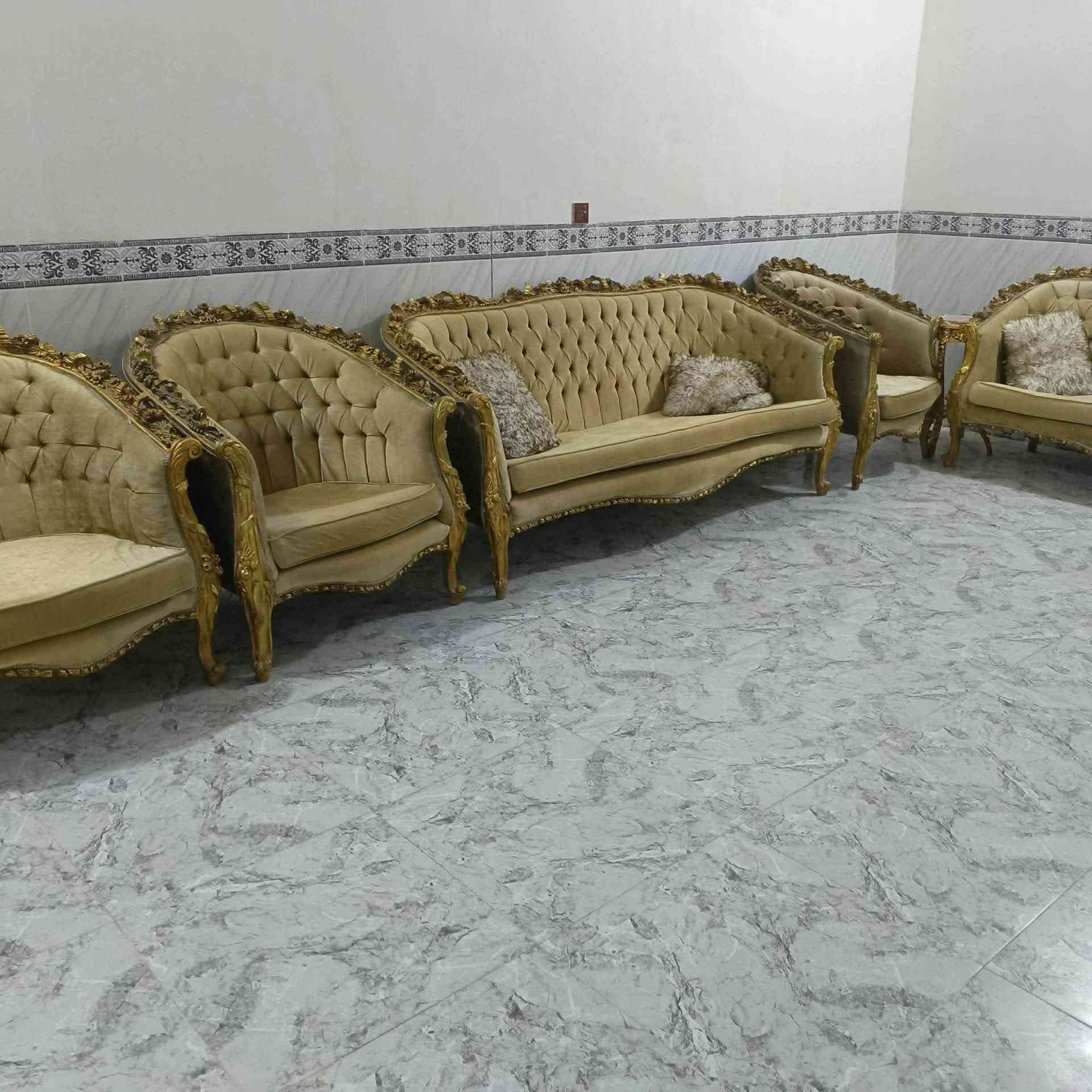 تخم ملكي نظيف سعره ٣٧٥ وبي مجال للشراي @


**إذا كنت صاحب هذا الإعلان وتريد حذفه لأي سبب، رجاءا أرسل رسالة إلى الدعم الفني**