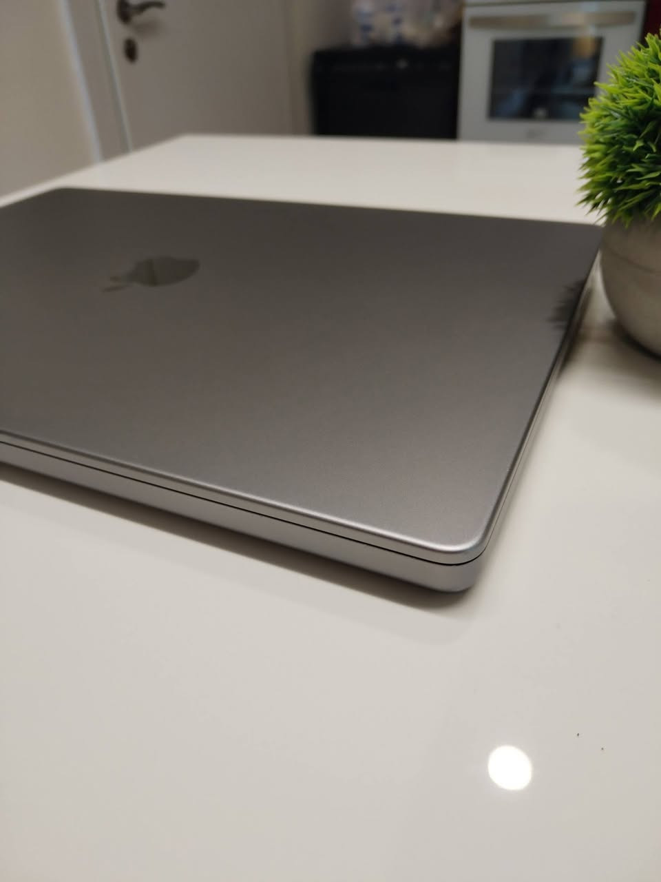 MacBook Pro 16 inch, M1 PRO, 512GB, 16GB RAM
$920
WhatsApp
***********
Erbil
