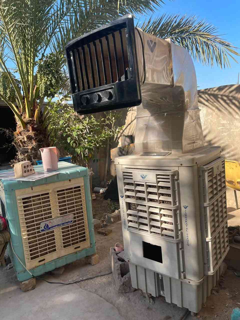 سلام عليكم كانفيره البيع حجم كبير تبريد فول ستعمال موسم واحد مكاني كربلاء سيد سماعيل السعر 220وبيه مجال الشراي بي خير ويدلل التصال ع رقمي***********
