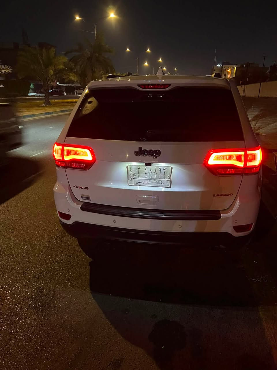 سلام عليكم جيب لاريدو موديل 2019 خليجيه بيهه 3 قطع صبغ او قبل شهر بدلت كازكيت يعني مكينه رجعت جديده انطيك بيهه ضمان شكد متريد سياره حلوه او كاعده عليهه غرامات مليون 400 ينزل من سعرهه رقم بغداد تحويل ثاني يوم مكاني بغداد حي اور سعرهه 195 بيهه مجال بصيط ***********
