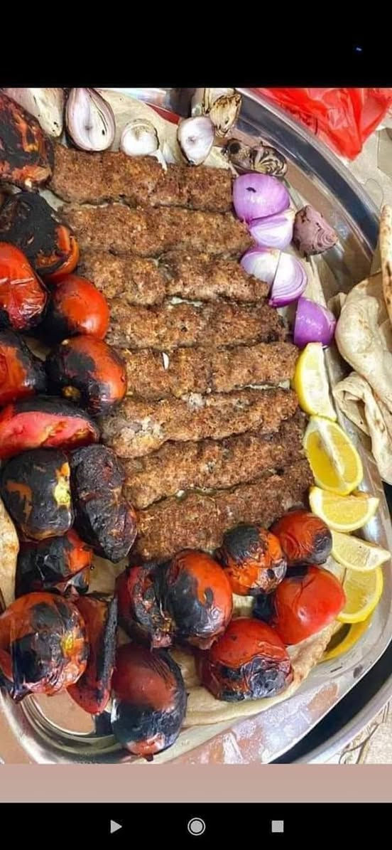 كيلو ٢٠شيش ١٠٠٠٠عشره كباب دجاج
٨٠٠٠ لف دجاجه شوي ذبح مع رجلينها 
٢٠شيش ١٢٠٠٠ كباب لحم 
طرشي والخضره الطماطه
الشوي مجانا *********** آسيا 
*********** أثير 
الثلاثاء ٢٠٢٦/٧/٧
