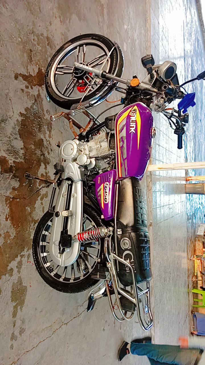 دراجه جديده ايراني كاتم موديل 25
واوراق كامله 
وسعر 700


**إذا كنت صاحب هذا الإعلان وتريد حذفه لأي سبب، رجاءا أرسل رسالة إلى الدعم الفني**