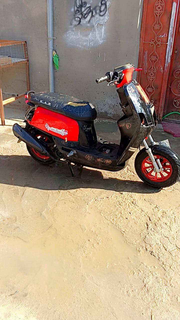 ماكس بوليس صيني محرك ياباني مفتوحه مبدل بيها بوشه دراجه نضيفه مكينه ناعمه شلعه حلوه صالنصه سعر 350وبيها مجال قليل مكاني ناصريه الهاتف ***********
