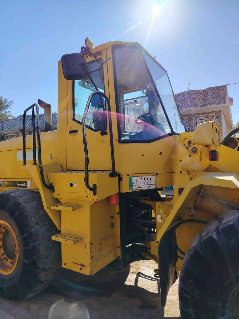 شفل كاوسكي Zv موديل ٢٠٠٩
رقم بابل سنويه جديده
مكينه هينو بلادي  السعر ٥٣ الف دولار رقم الهاتف ***********
