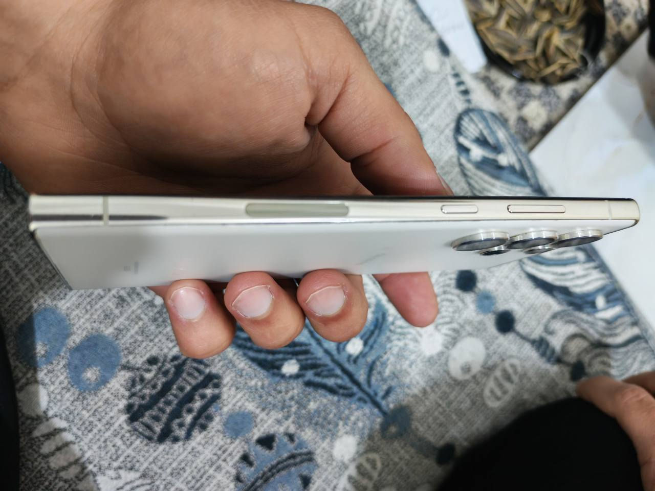 S23ultra 
كلش نظيف اندرويد 16 لون ابيض ولا شخط 🤍 
ذاكرة 256 
كفر +شاحنة + لاصق + عدسات حماية 
السعر 675
***********
بغداد دورة ميكانيك بغداد, العراق
