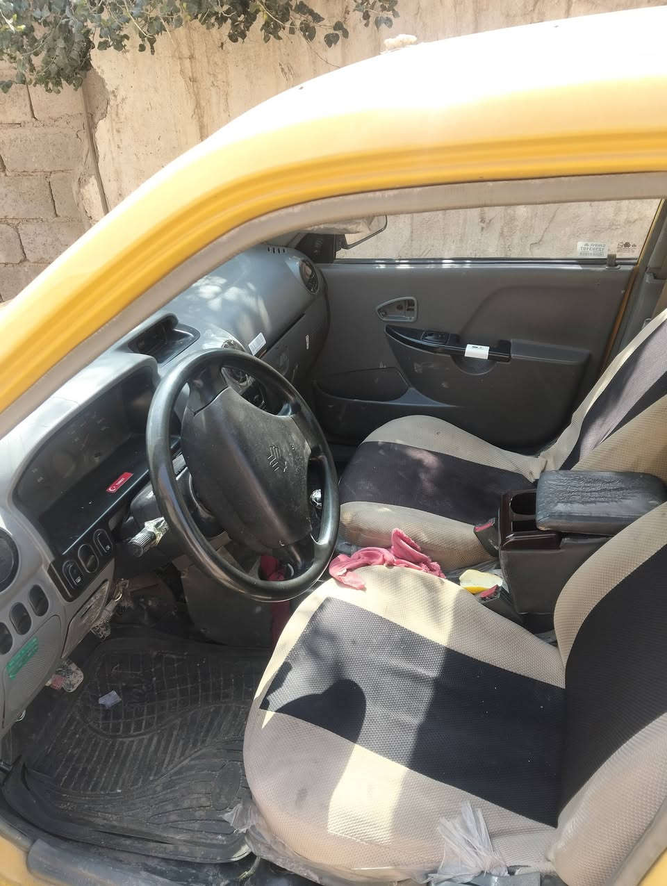 سلام عليكم ورحمة الله وبركاته عندي سايبه البيع موديل 2013 سياره شايله روحا رقم بغداد الماني تحويل الك يمي تحويل بس مكاني بغداد قرب علوه رشيد عوريج السعر 22 بيها مجال الطيبين قليل حك الجيه مايجبك اعبر المنشور لاكلي شبيها مابيها هذا الموجود واقع حال الشراي عيوني اله ، ***********
