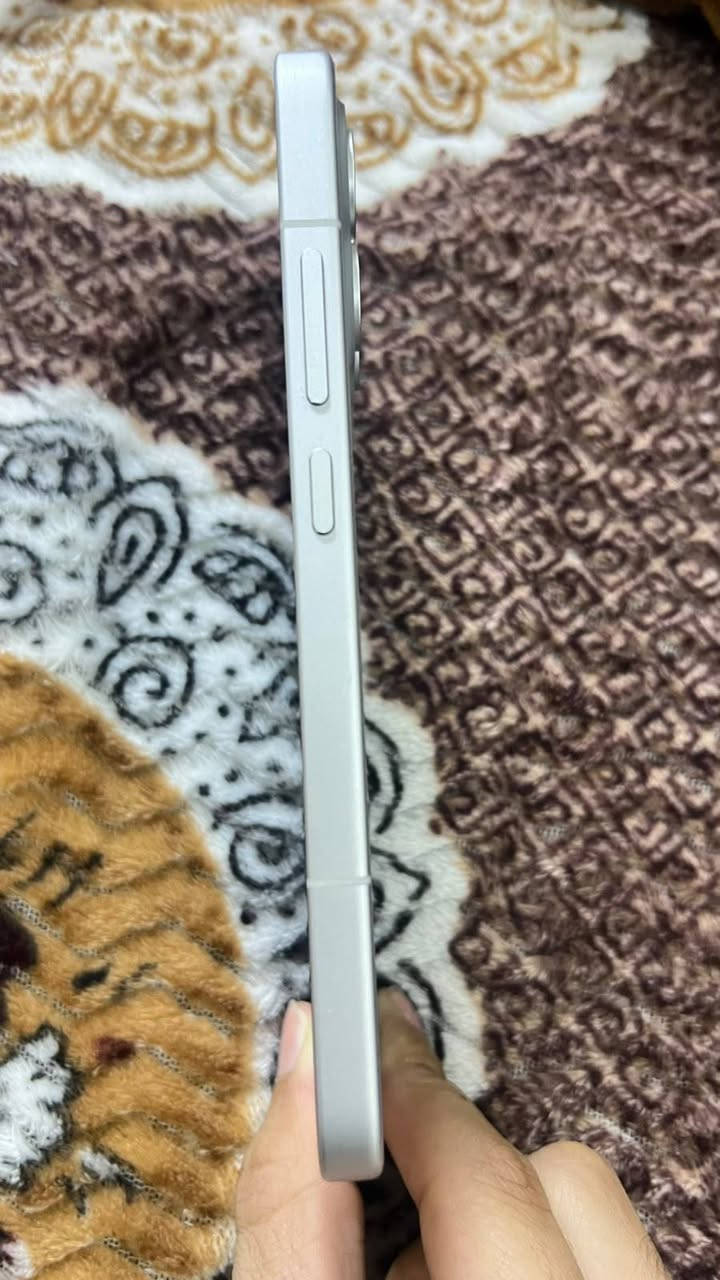 📱 للبيع POCO F8 Pro – 512GB
جهاز نظيف جداً شبه جديد استخدام خفيف أقل من أسبوعين، بدون خدوش أو أي صيانة، ما مفتوح ولا مبدّل أي قطعة.
✔️ 512GB تخزين
✔️ كامل الملحقات (علبة + شاحن 100 واط + كفر أصلي + كفر هدية)
✔️ ضمان سنة ساري
✔️ أداء قوي جداً بالألعاب
✔️ يشغل PUBG بسلاسة عالية ويدعم 120 فريم
💰 السعر: 775 (قابل للتفاوض البسيط جداً)
📍 كربلاء


**إذا كنت صاحب هذا الإعلان وتريد حذفه لأي سبب، رجاءا أرسل رسالة إلى الدعم الفني**