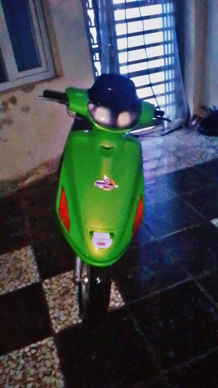 السلام عليكم دراجه فراشه للبيع نضيف مكينه خير من الله سلف هندر دبل نظيف كهربائي كامله اشاير اليت كله شغال السعر 275وبيها مجال  المكان الحله جمعية قرب حديقه الحيوانات رقم الهاتف ***********
