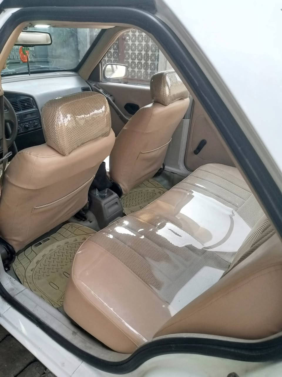 السلام عليكم اخوان هاي سياره باسمي اريد ادورها


**إذا كنت صاحب هذا الإعلان وتريد حذفه لأي سبب، رجاءا أرسل رسالة إلى الدعم الفني**