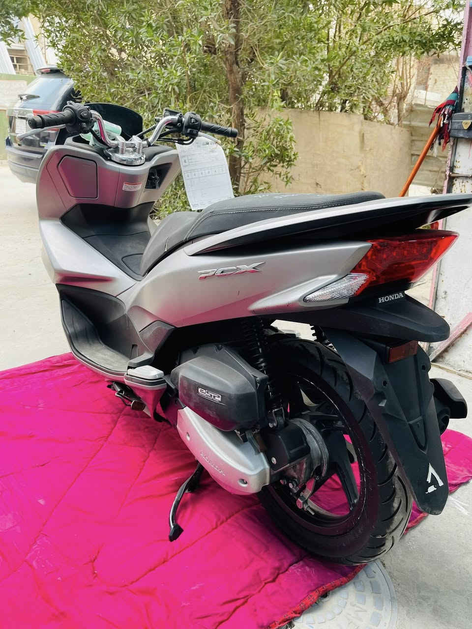 نقد وتقسيط ماستر رافدين فقط
Pcx جيل الثاني ماشي ١١ الف ع صور لمزاد
بغداد - شعله - ***********
