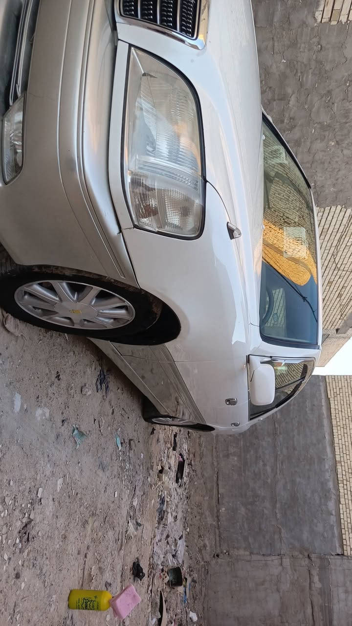 سلام عليكم سيارة دخول جديد
ماشية 138
ملكة ادوات موديل2002 متؤمة رقم سليمانية دولي طبق الاصل 
كصة قمارة سيارة جديدة كارتون 
محرك ديفور الجبير كارتون تخم تأير وباتري جدد تحوير نجف عنواني بغداد السعر 40وبيها  مجال مامتواجد على النت ***********

