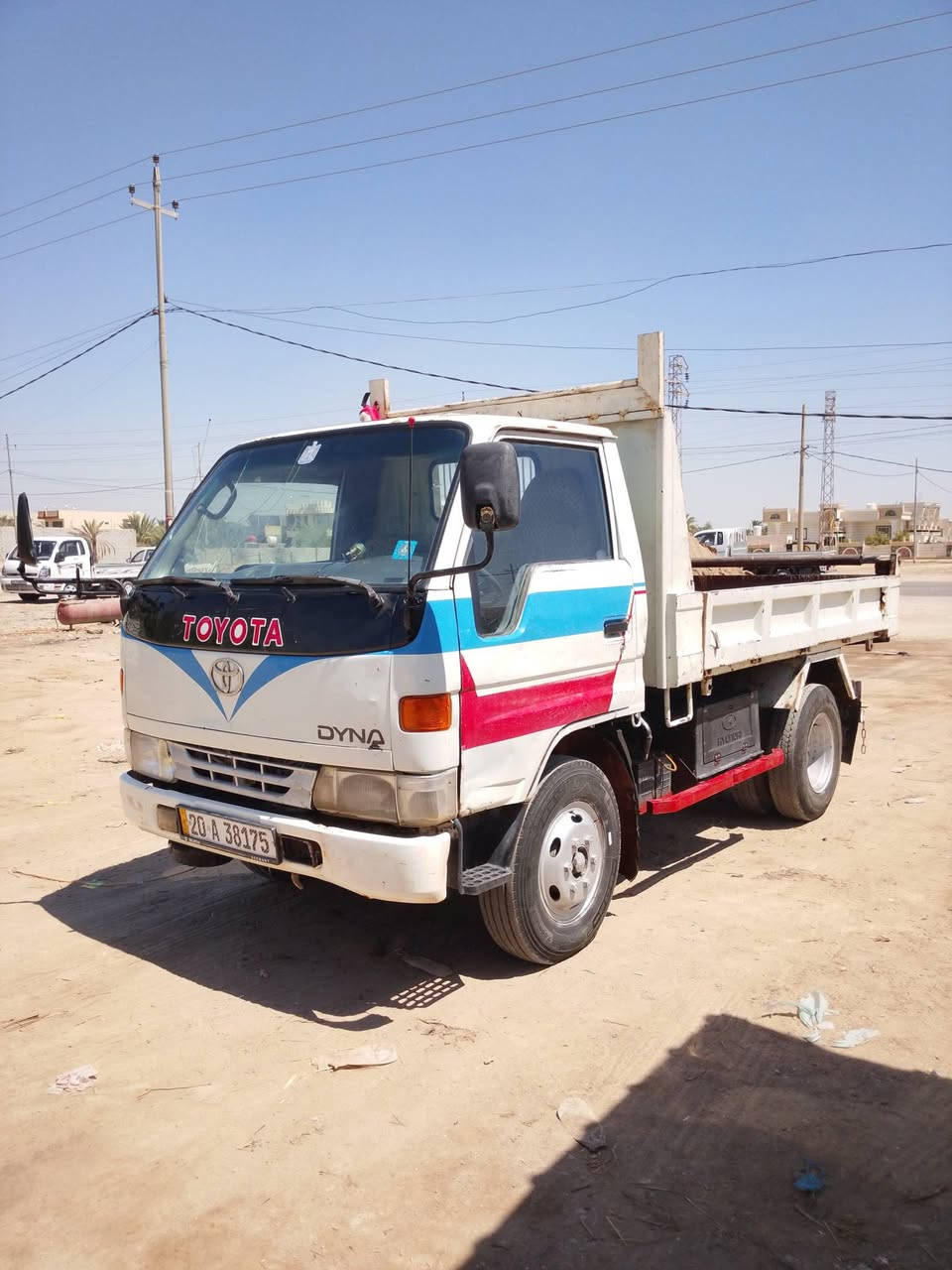 للبيع راس الثور موديل 2000 سياره جاهزه رقم سنويا انجليزي لل 30//***********
