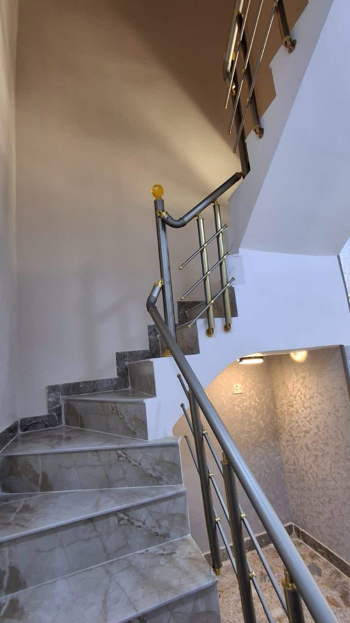 بيت للإيجار في السيدية
المساحة 90 متر

يتكوّن من:
• 3 نوم
• صالة
• مطبخ
• خدمات كاملة

💰 السعر: مليون دينار مع التأمين

📞 رقم الهاتف: ***********
🏢 مكتب الفهد الهندسي للمقاولات العامة
