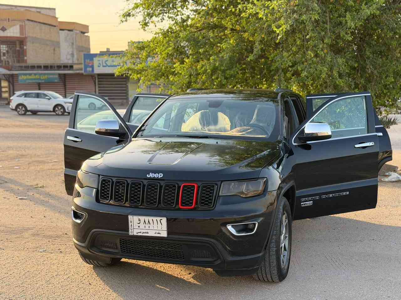 جيب كراند شيروكي
2020

موصفات عاديه

بصمه 

شاشة كار بلي 

حساسات 

وبصمة تشغيل وبصمه ابواب

بيها جاملغ وبنيد حادث امريكا 

وجاملغ الايمن نصه صبغ

بدون دواخل نهائيا 

اذا بيها دواخل تاخذها بلاش

مكينه كير حداديه تبريد نضيفات

مكاني نجف حي السلام 

رقم بغداد مداور ثاني يوم

السعر 189 وبيه مجال 

***********

***********
