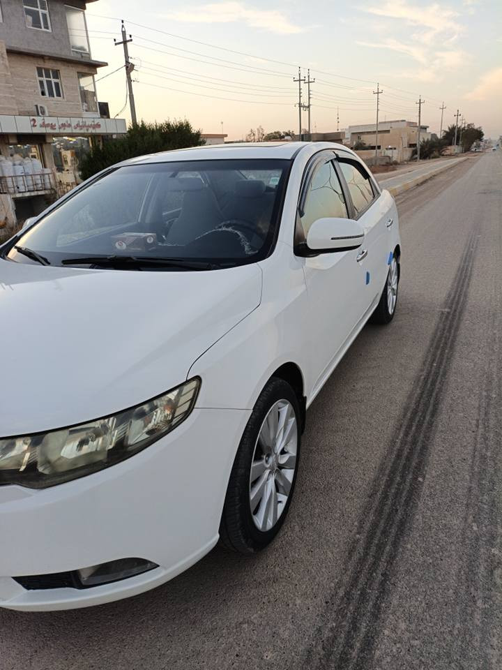 سيراتو 2012 فول عدا جلد
بصمه فتحه بسقف ABS ماشيه 
160 مكان سياره خانقين لاستفسار 
*********** خناقين, ديالى
