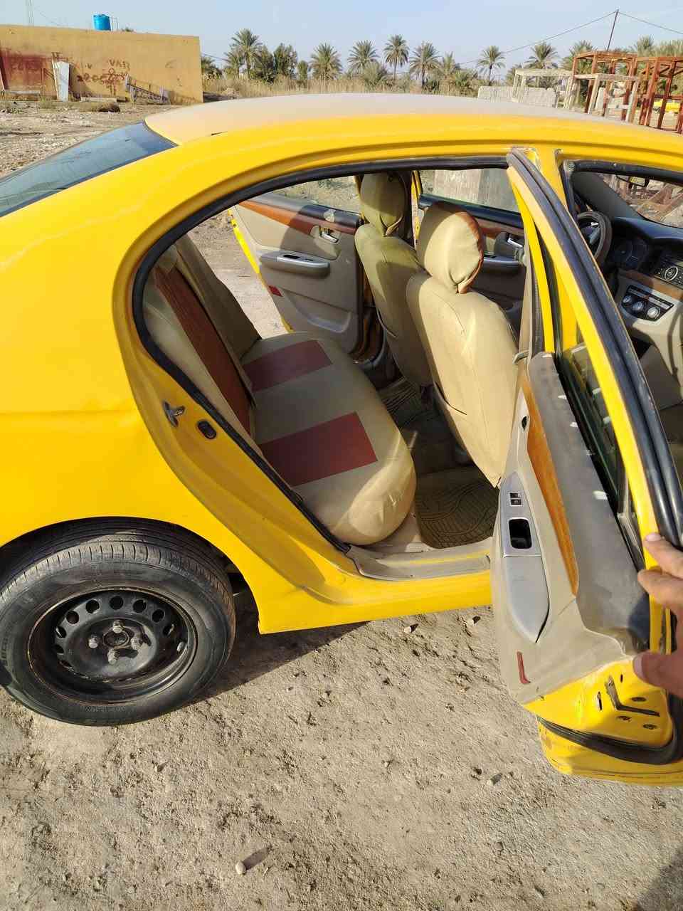 ليفان موديل 2012 رقم بابل مداور ثاني يوم  سياره مكفوله كفاله عامه تخم تاير حداديه جديدة دوشمه جديدة مكان السياره واسط السعر 38 وبيها مجال للشراي ***********
