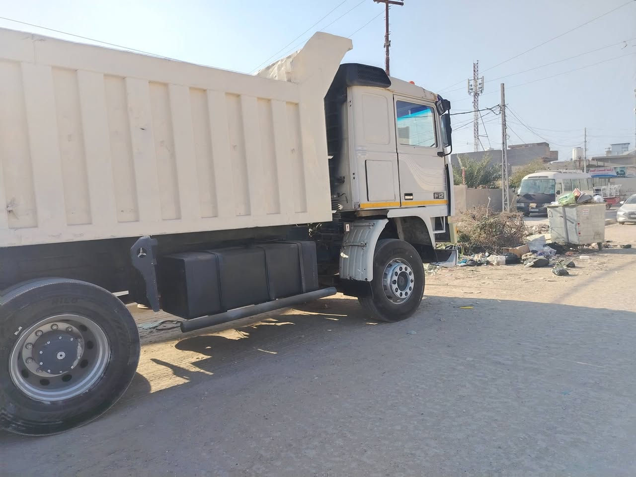 فالفو للبيع
موديل 88 كير 3في3 مكينه 22 دشبول اعوج رقم انكليزي سنويه إلى 28 سكس قلاب تخم تاير سياره جاهزه للعمل ما ناقصه اي شئ مجموعة مان  اتصال على الرقم *********** سعره 185 وبيه مجال
