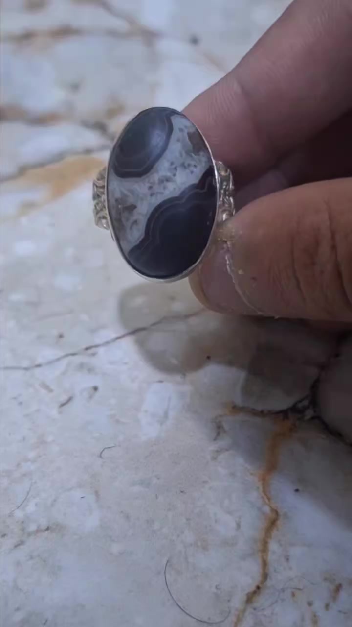 شلعة على 100 قفل، مكاني بصرة ابو الخصيب، (لا يوجد توصيل).


**إذا كنت صاحب هذا الإعلان وتريد حذفه لأي سبب، رجاءا أرسل رسالة إلى الدعم الفني**