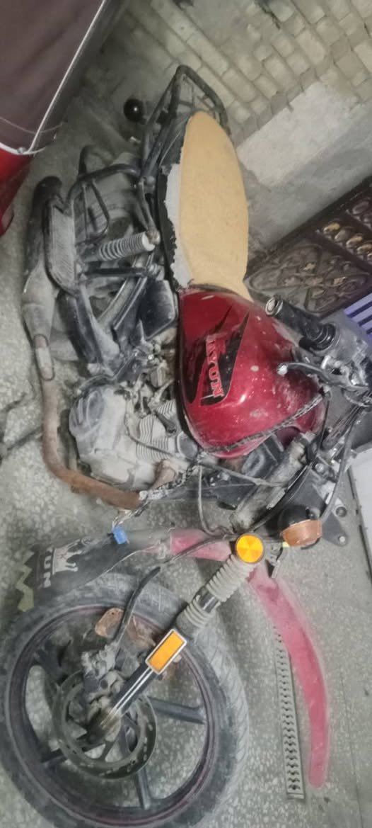 للبيع دايوان مديل 21 بدون اوراق مكفوله سرقه كاطعه نار ابيع هيج كوم حديد سعرها 325 مكان بغداد بلديات ***********
