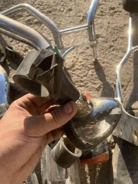 غراض تفصيخ هارلي ستد بلادي 
للبيع

صالنصة كاتم بلادي هيج وغراضهة كاملة 100 الف 

ستيرن ستد بلادي 30 الف 

تجوة خلفية بلادية 50 الف

راديتر بلادي 15 الف

وكشن مال ببر ١٠ الاف

اشاير ستد بلادي تلاثتهن ب30 

كل الغراض بيهن مجال بالسعر

ادخل خاص وعاملني عالاسعار ما اكدر ارد بتعليق

***********
