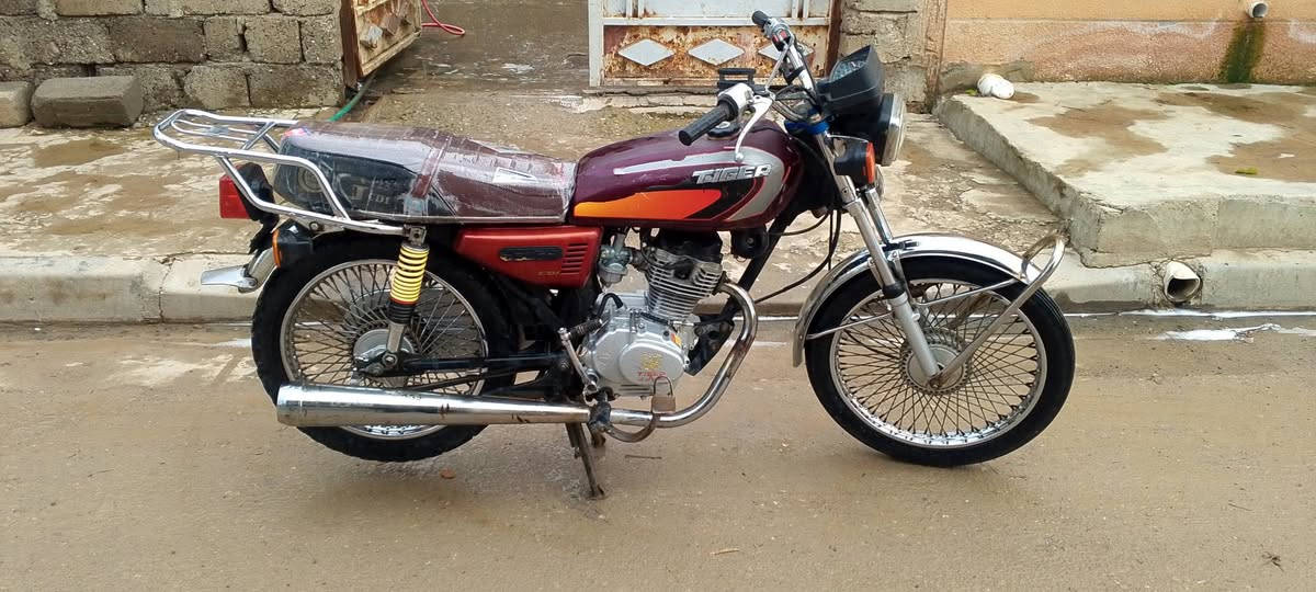 تايكر 20مكينه شرط ما مفتوحه منفيس بي ويرمنيه شغاله سعر 425وبي مجال ***********
