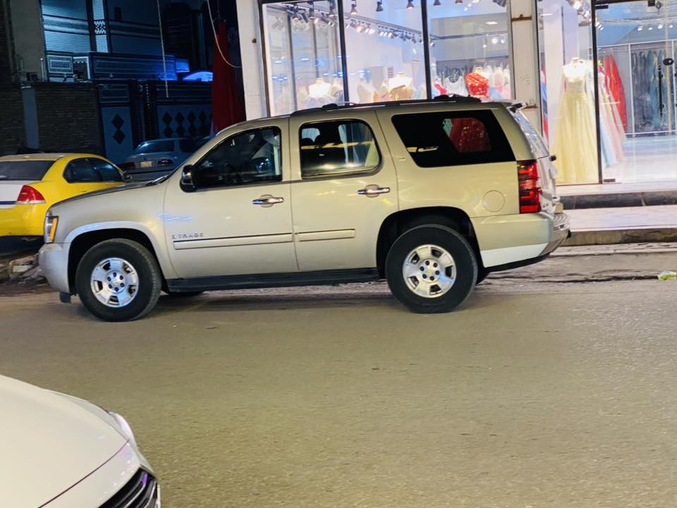 يالله ادوات  تاهو بترا سيارة حلوة ونظيفة جدا . LT   وكفالة من الكص  السياره جاهزة من كلشي دخول جديد كير مكينه حداديه 100 /100 تعهد من الكص والسرقة والعشائر العنوان العماره السعر  [95 ]و بيها مجال }*********** بدون مروس ماعرف اي موديل ( 9 او 13) اني مخلي رقم الشاصي ويه الصور السياره تسجل بالقرار الجديد
