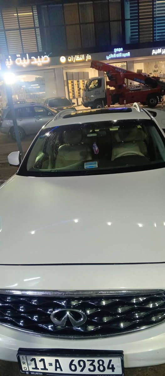 السلام عليكم للبيع نيسان انفنتي خليجي موديل ٩فور ويل السيارة علا وضع الشركه جديده مكينه كير تبريد صدر تخم تاير جديد كفاله بيه صبغ كد شبر بالجاملغ الايسر فول مواصفات رقم بغداد الدولي باسمي هزه وسنويه جدد السعر١٢٥ وبيه مجال للاتصال ‏‪***********‬‏ مكان السيارة بغداد
