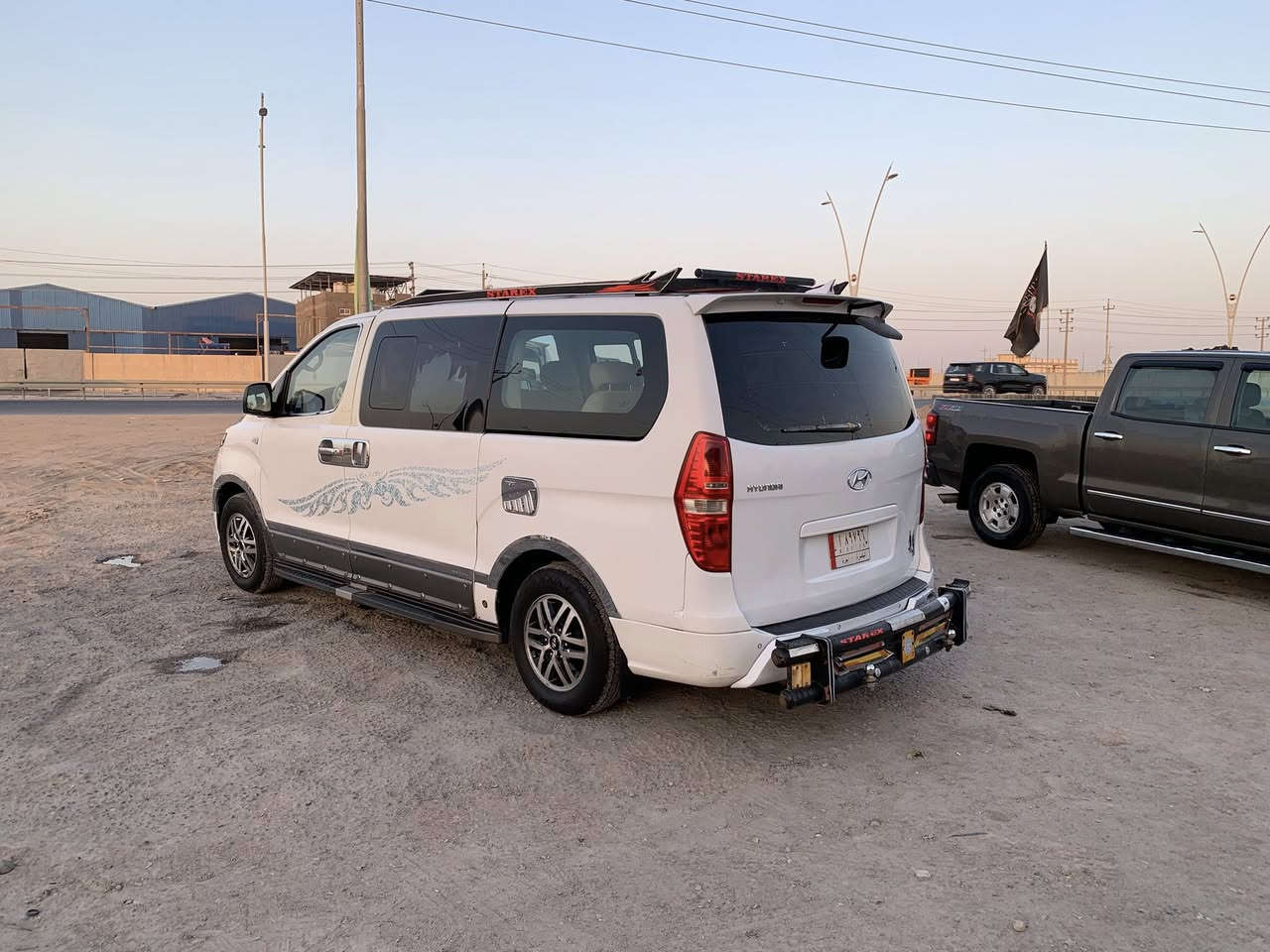 السلام عليكم ستاركس موديل ٢٠١٩مفتوح اصل محوره مسكر ١٢قبق اسود حداده تبريد جاهزه من كلشي رقم بصره غير مكفوله مجفيه ومعمره غير مكفوله السعر ١٧٥ وبيهه مجال  *********** اتصال فقط
