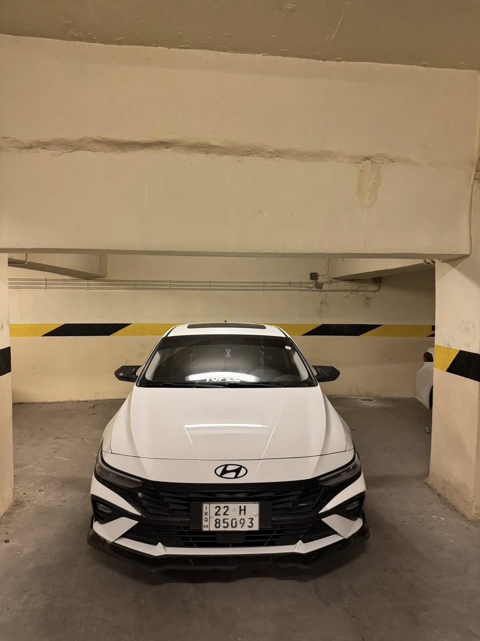 السلام وعليكم
وارد صيني موديل٢٣ شكل ٢٤ مكفوله ماشيه ١٢٠
وبيها منضومه غاز 
***********
