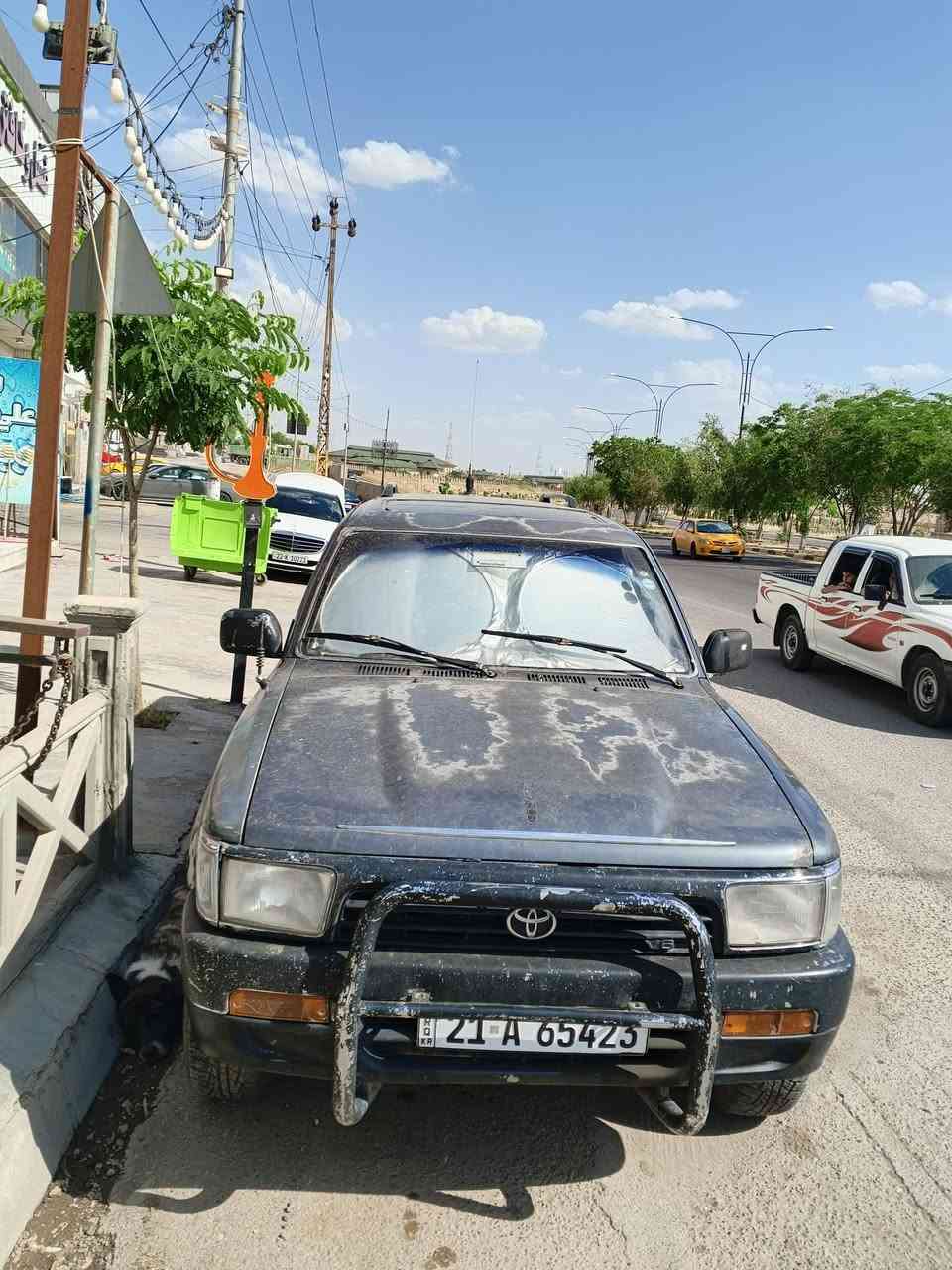 موديل 92 سنويه 28 تحويل فقط تدفئه تبريد كير ومحرك شرط بلادي لا صرف ولا بخار صدر وتايرات جديد دفتر بانزين صاحبها الشرعي بالموصل 55 بيها مجال ***********
