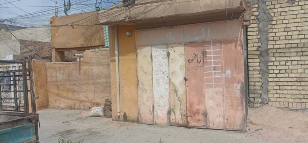 السلام عليكم بيت للبيع المساحة ١٧٥ شارع المكوى قرب لحوم ومشويات المسعودي***********
