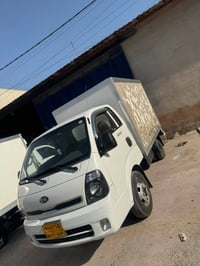 للبيع كيا 4000 صندوق بوكس فقط بدون تبريد   2016   ماشية 162.000 km  ال...