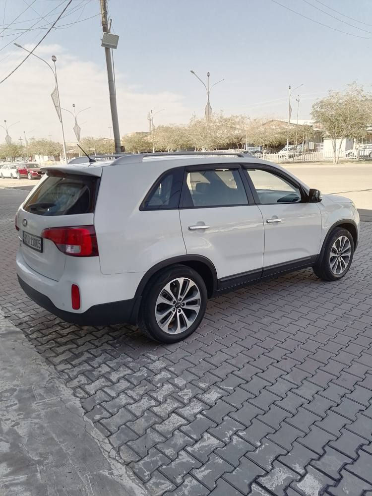 كيا سورنتو 2014 كلين بدون صبخ محرك مامفتوح سياره حلى نضيف بطاقه بنزين موجود بصمه ويل 19 ليد تحكمات استرن سبعه راكب مري شفط محرك 4دوش كير محرك بشرط سياره جديده مال بيت تخم تاير جديد مكان كركوك بشرط تحويل *********** كركوك, العراق
