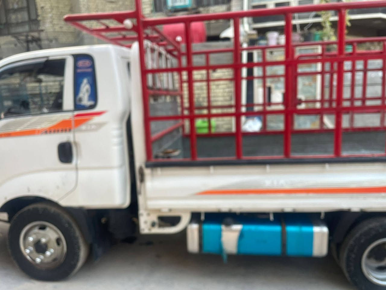 كيا حمل  فحل 4000للبيع للاستفسار على الرقم ***********
