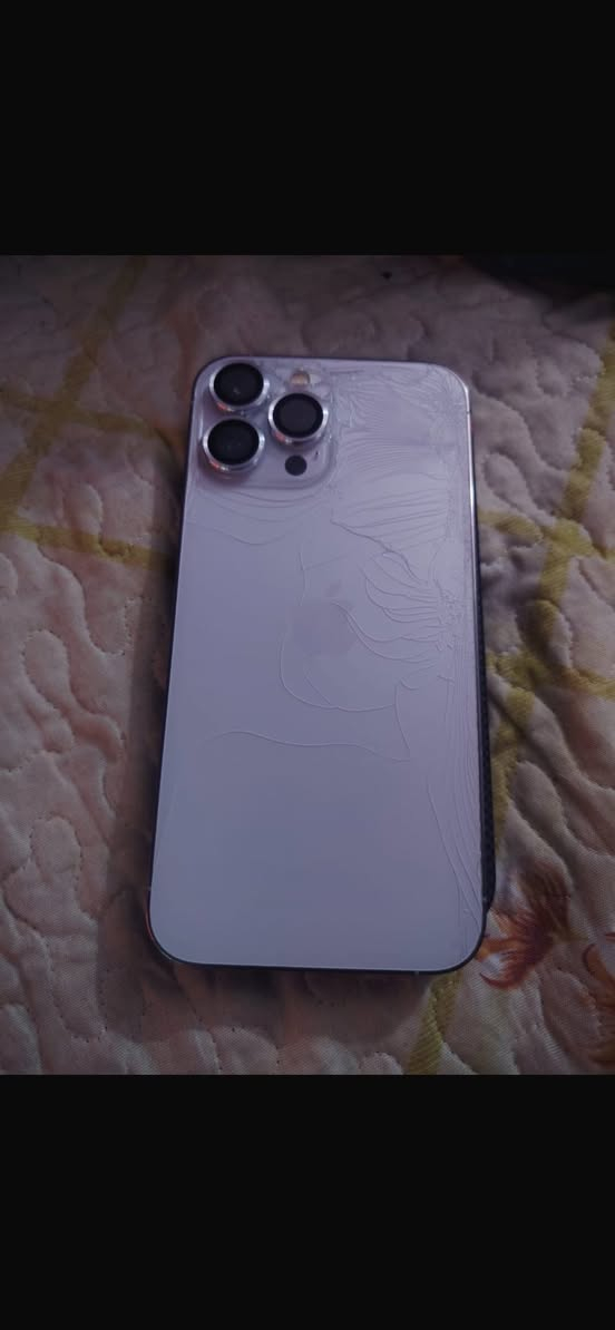 السلام عليكم عندي 13 بيع السعر 575 مكانك بغداد حي العامل بطارية 83 شراي تصل رقم *********** بيع أو يراوس
