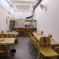 كراسي ١٢ • طبلات ٤ • مكاني جلبيه