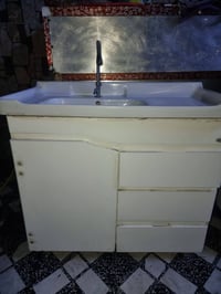 مغسله يطاليه للبيع 90وبيهه مجال للطلب والاستفسار الاتصال على 077154551...