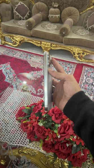 مشتاقين ادمن🩵
ايفون ١٥ برو ماكس ماستر ٢٥٦ بطاريه ٨٦ مستبدل فقط 
كاميرا اصليه وشاشه (لفيس ايدي متوقف )  كلشي شغال عدا لفيس ايدي مكاني بغداد الامين الثانيه سعره٦٨٠ الف قفل ***********
