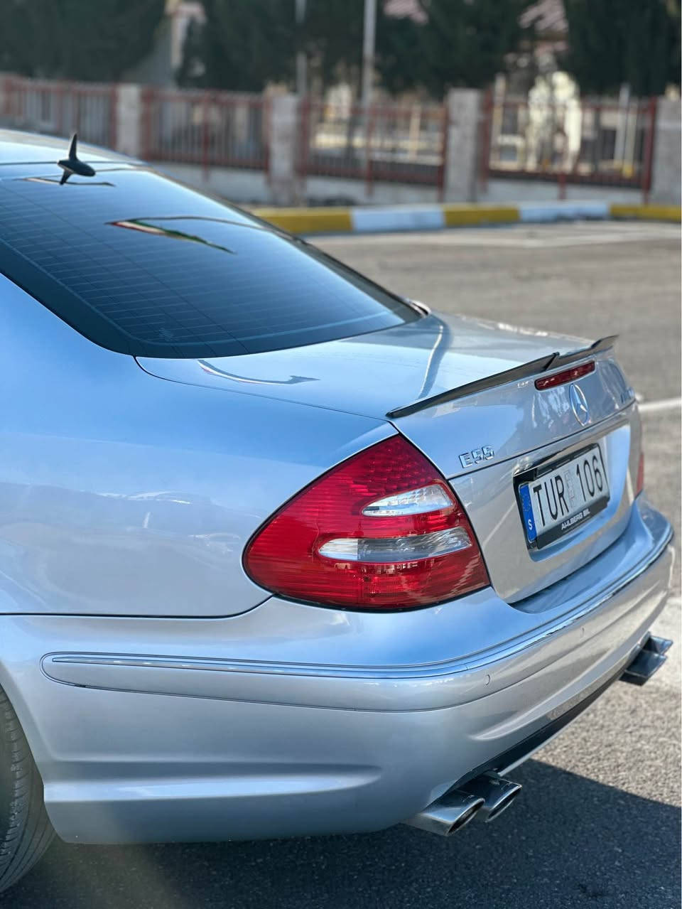 مارسیدس بێنز  E Clas 240   ٦ بستۆن ساغ مەنەفێست ئەسڵی لەگەڵە ٢٠٠٣  سەیارەكە ماڵی دۆستە زۆر خاوێنە و بێ مەسروفە سڵاید و گێڕ و مەكینە و   سەقف و عیزام  دەعم و تەقە و ڕەقە بەشەرت خناقين, ديالى


**إذا كنت صاحب هذا الإعلان وتريد حذفه لأي سبب، رجاءا أرسل رسالة إلى الدعم الفني**