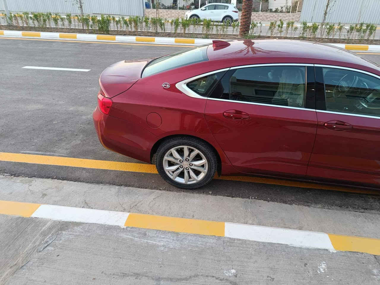 امبالا 2020
قادسية
6 سلندر
ماشية 111 mi
جاهزة من كلشي بلادي
حادث جاملغ  وحافة البنيد بدون اي دواخل
باسمي تحويل مباشر
مواصفات lt
السعر  153 وبيها مجال للشراي 
***********
