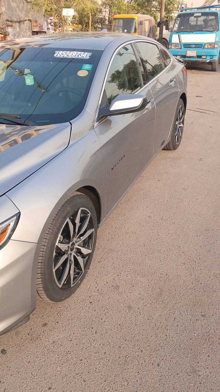 السلام عليكم ورحمه الله وبركاته ماليبو للبيع المديل 23 المكان بغداد الشعله الحادث بنيد وجاملغ السياره حلوه كلش ماشيه 31الف السعر 115بيه مجال الساره رقم بغداد بسمي وهاذ الرقم *********** الي يريد يتصل ويدلل@
