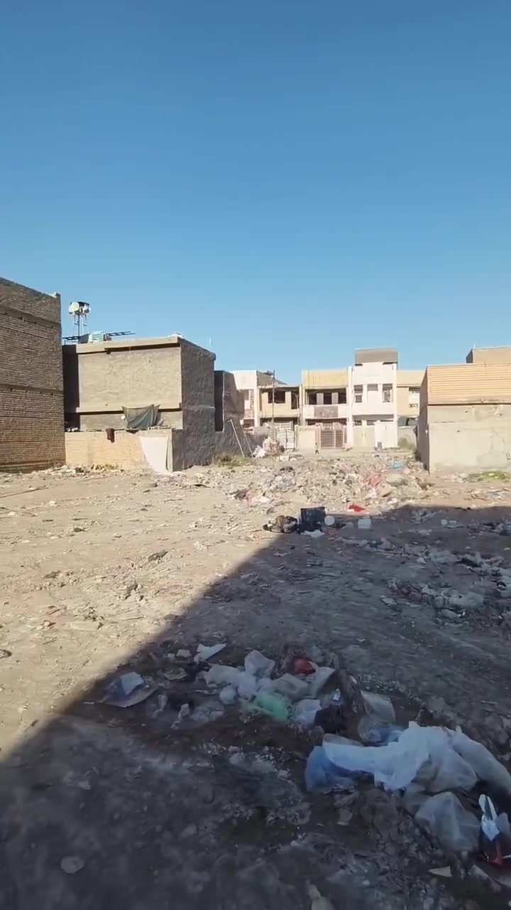للايجار طابق ونص خلف حسينيه ابو زمن مباشرتاً  50 متر مرتب وجاهز للسكن للايجار سعر الايجار٢٠٠ الف قفل للتزاصل ***********
